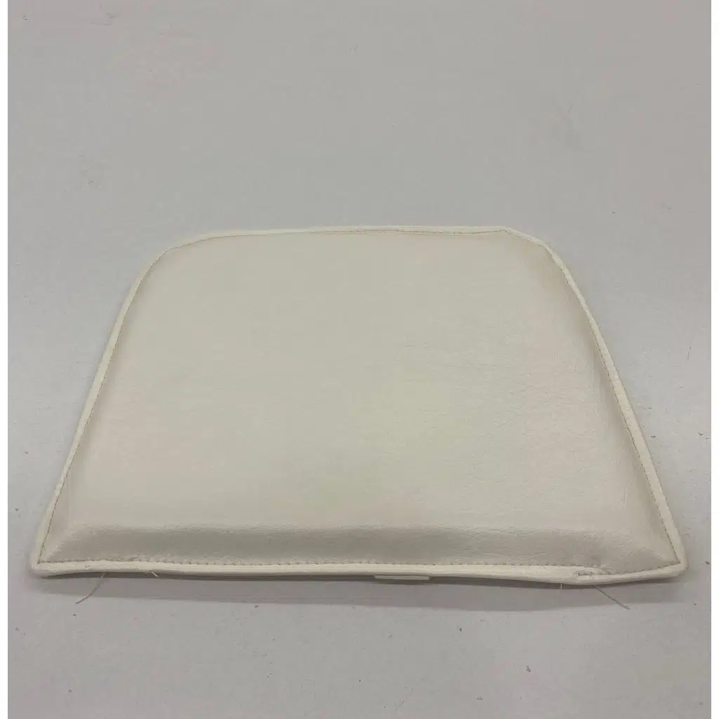 Knsz sırt minderi 1 li zng&mğr&uslu byz suni deri cırtlı tel bar sandalyesi sırtı için